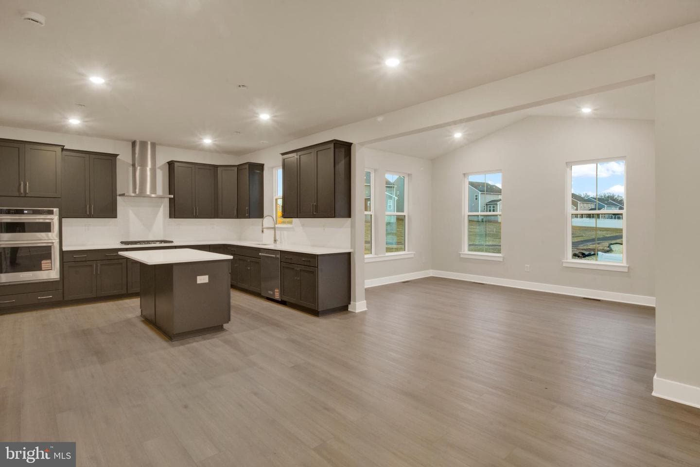 24 Steiner Way photo 4