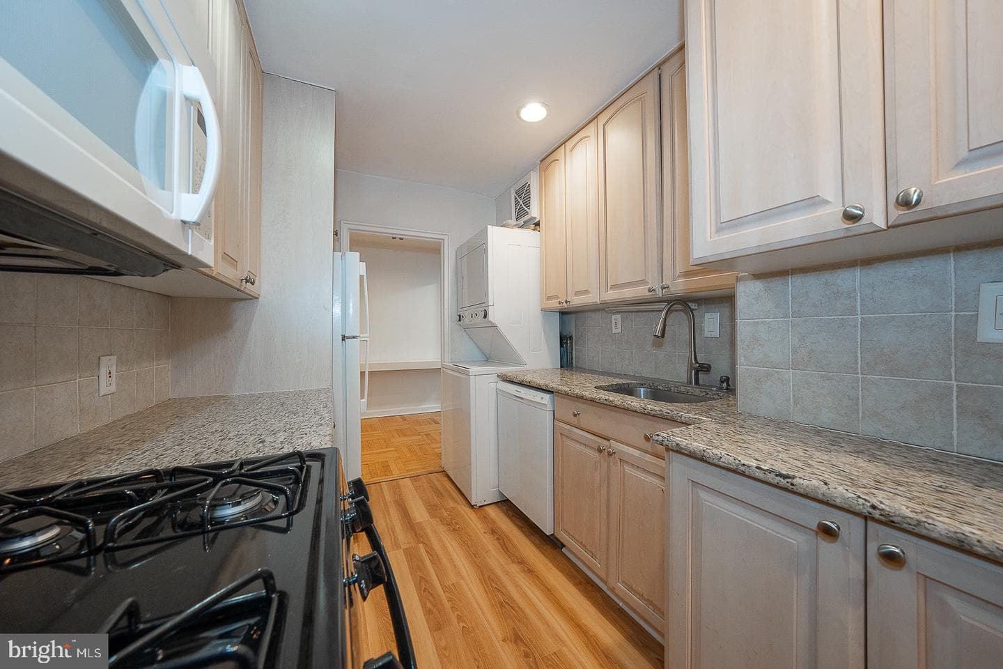 40 Old Lancaster Road #103 photo 16