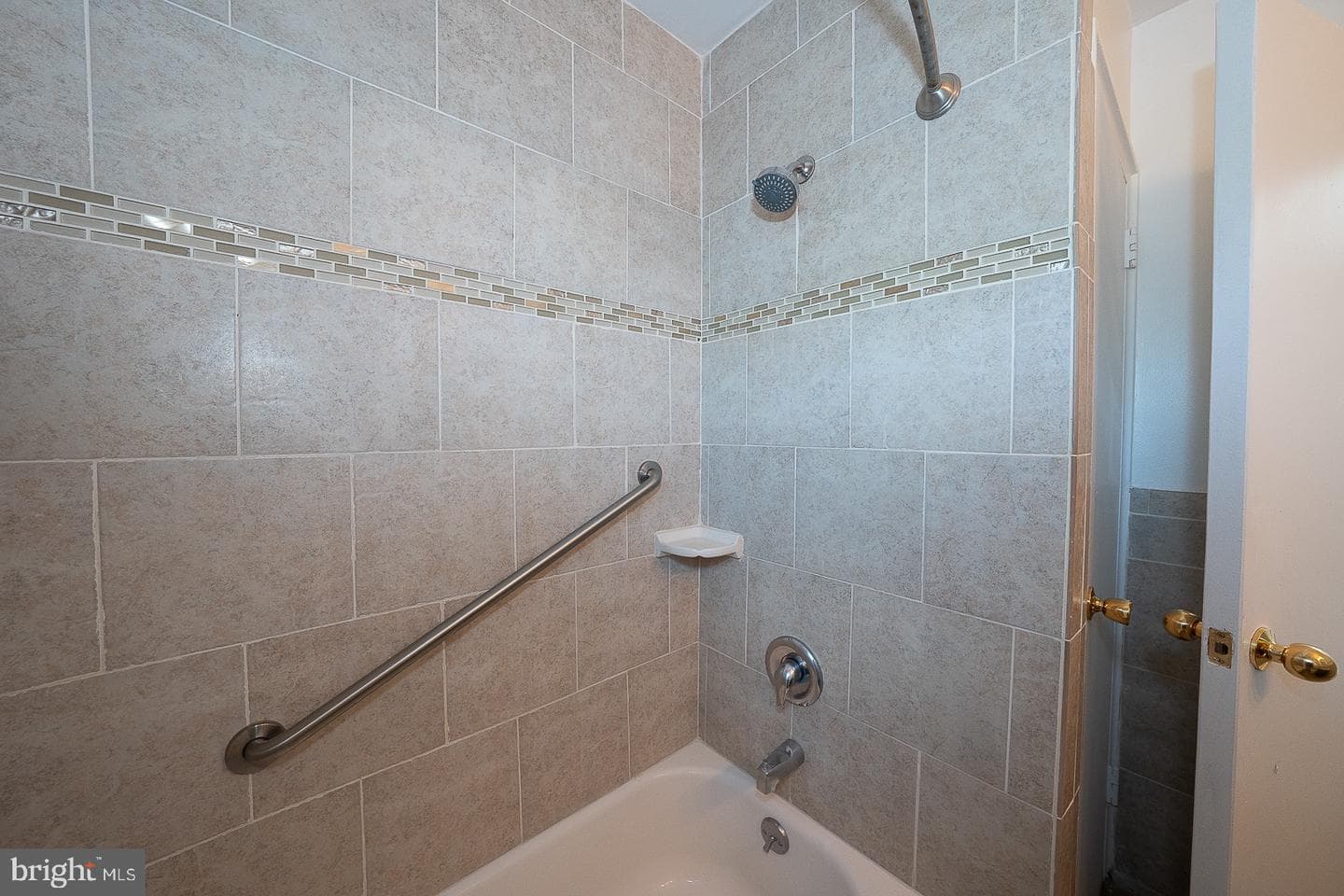 40 Old Lancaster Road #103 photo 24