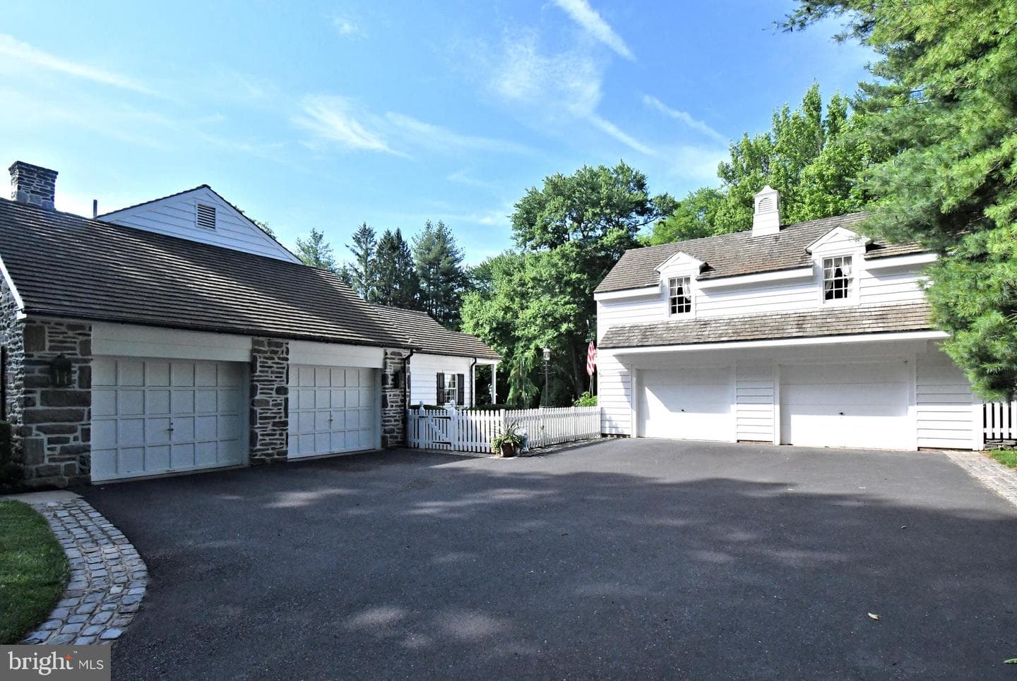 896 E Township Line Road photo 5