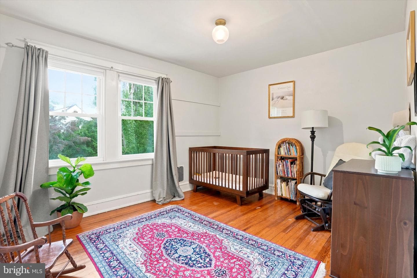 8 Hewett Road photo 13