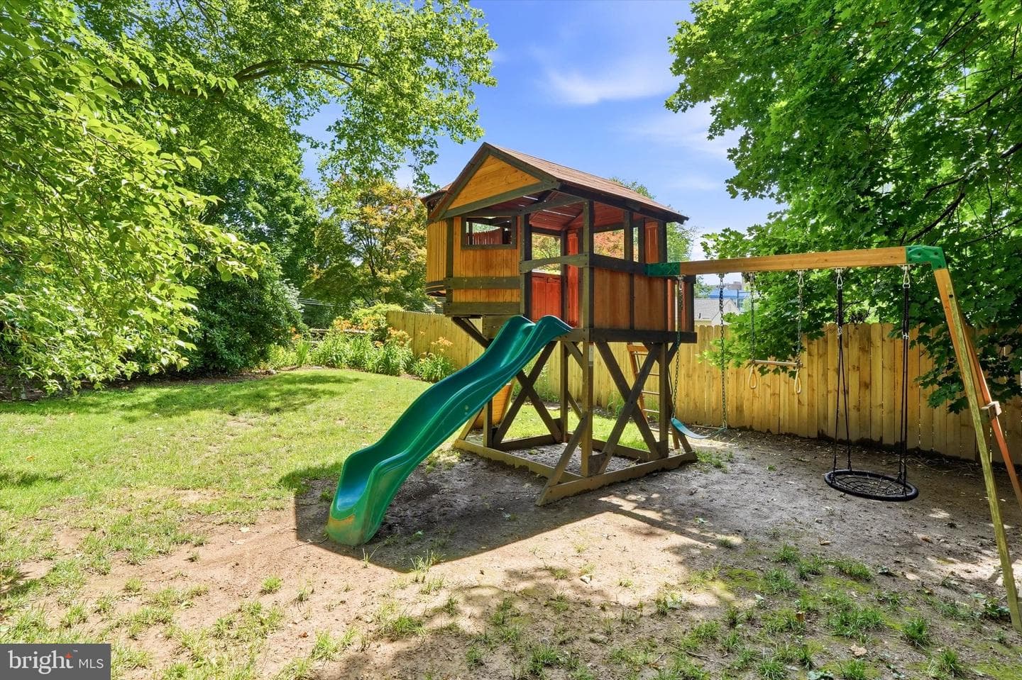 8 Hewett Road photo 23