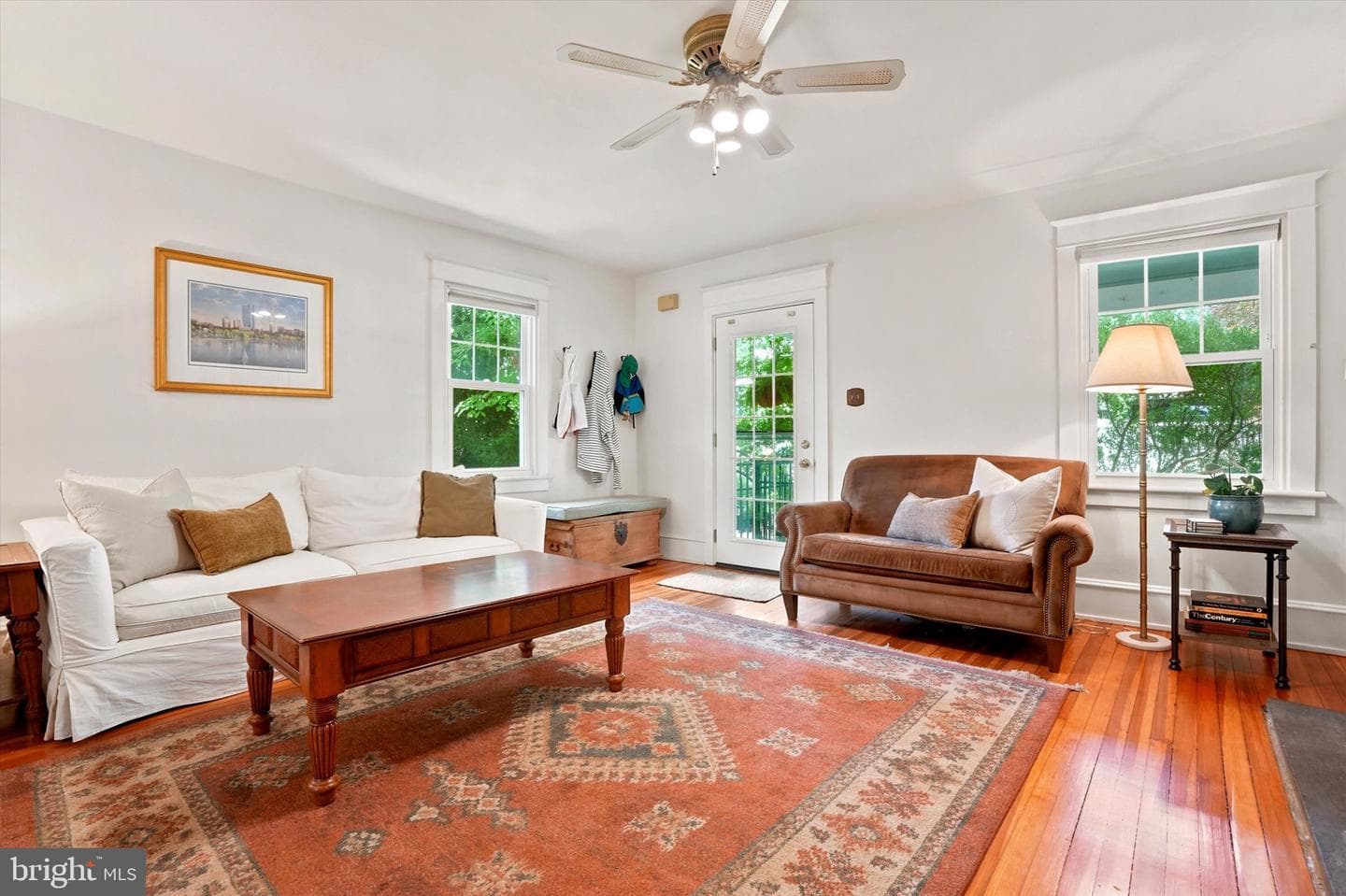 8 Hewett Road photo 3
