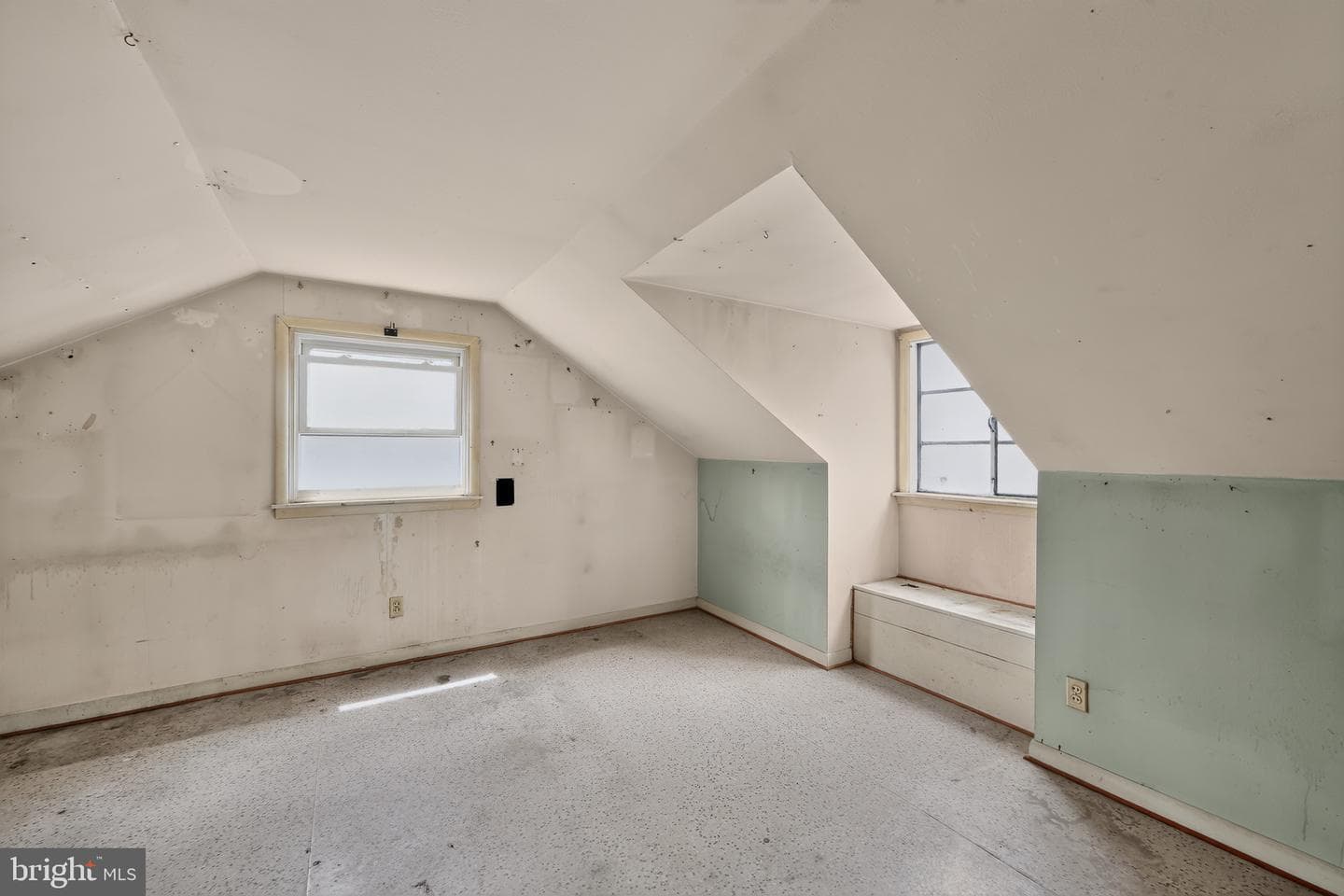 998 Park Drive photo 12