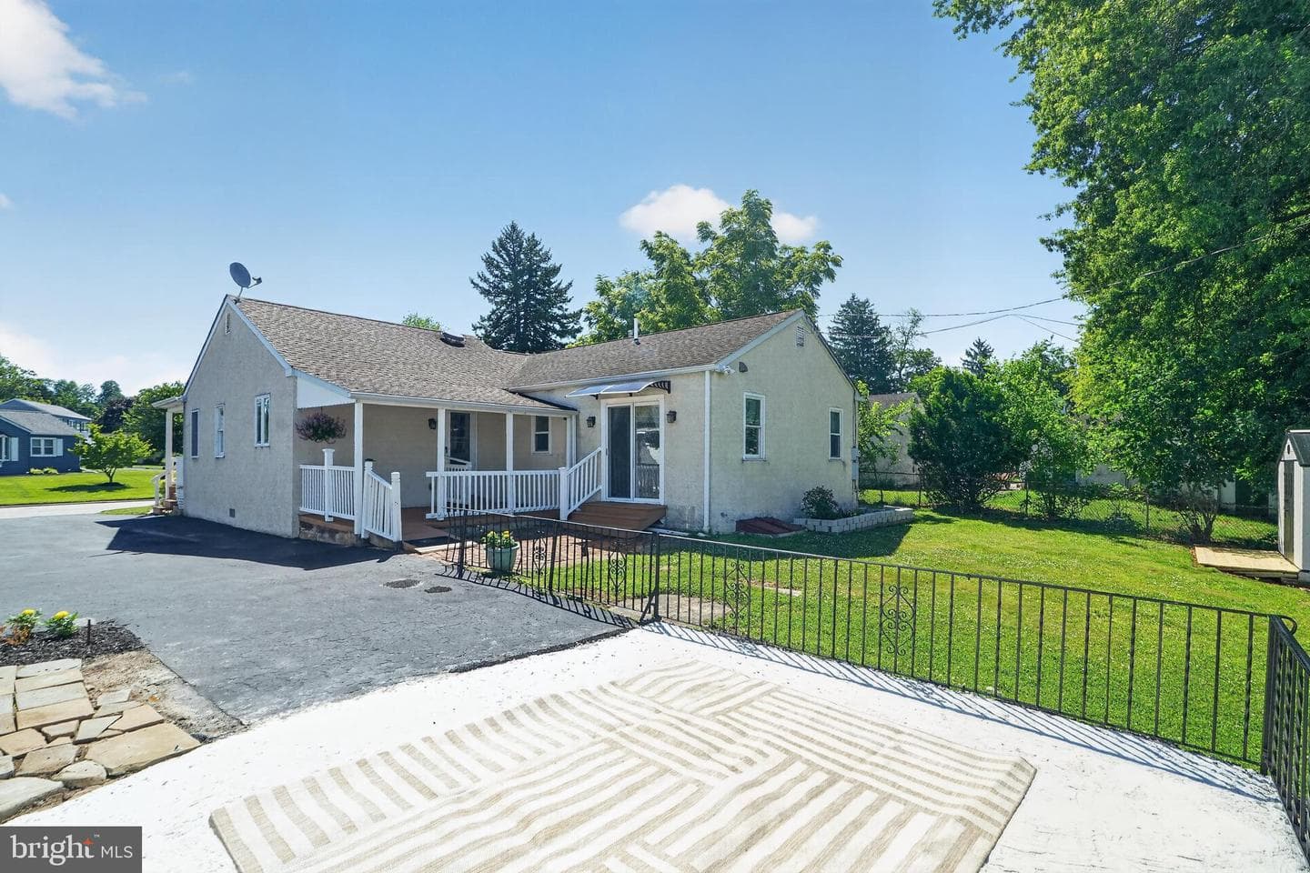 137 Walker Lane photo 31