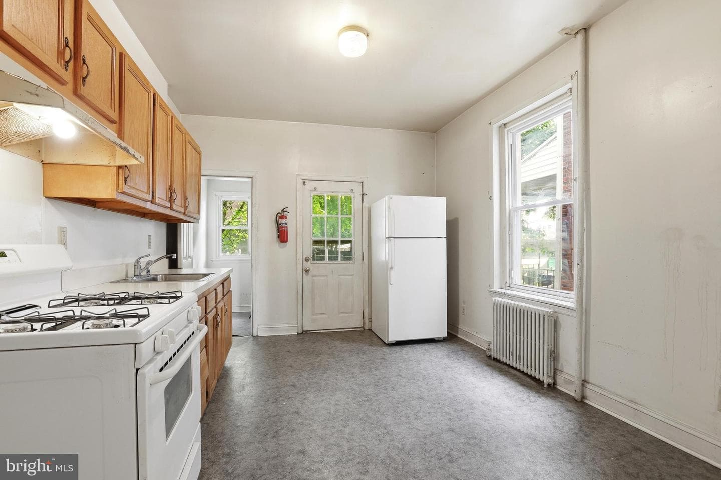 58 E Brown Street photo 9