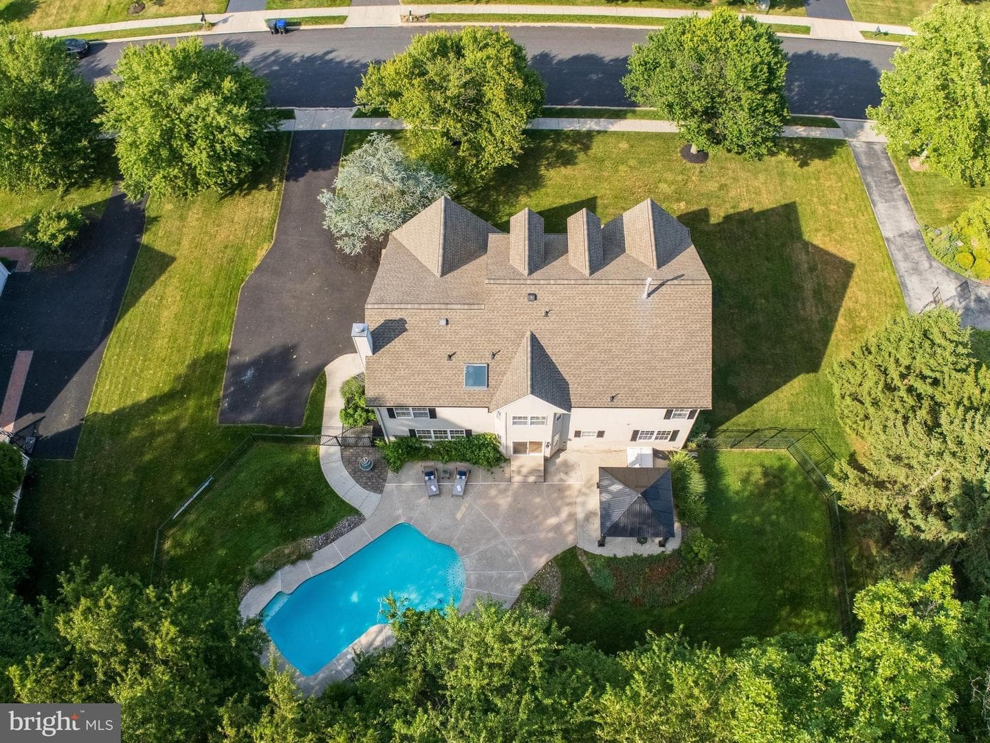111 Knoll Drive photo 10