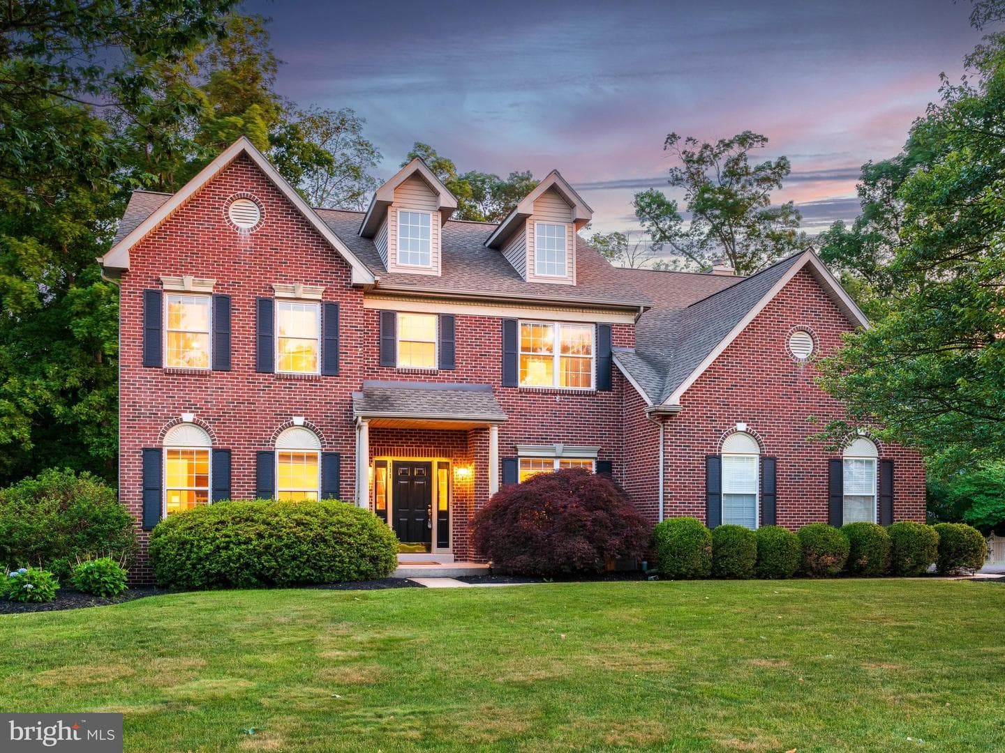 111 Knoll Drive photo 3
