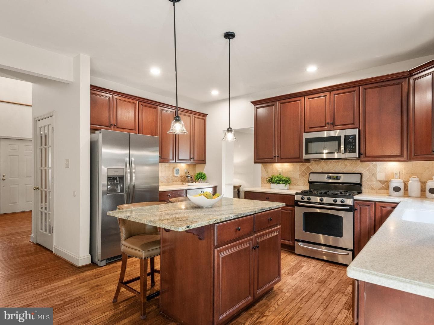 111 Knoll Drive photo 33
