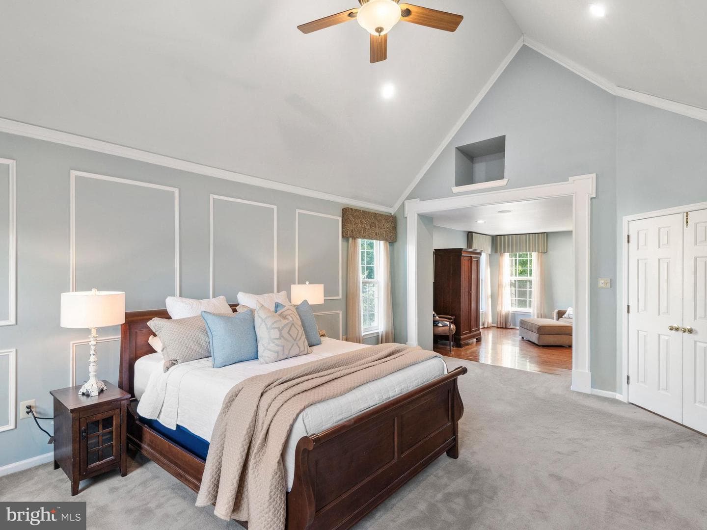 111 Knoll Drive photo 36