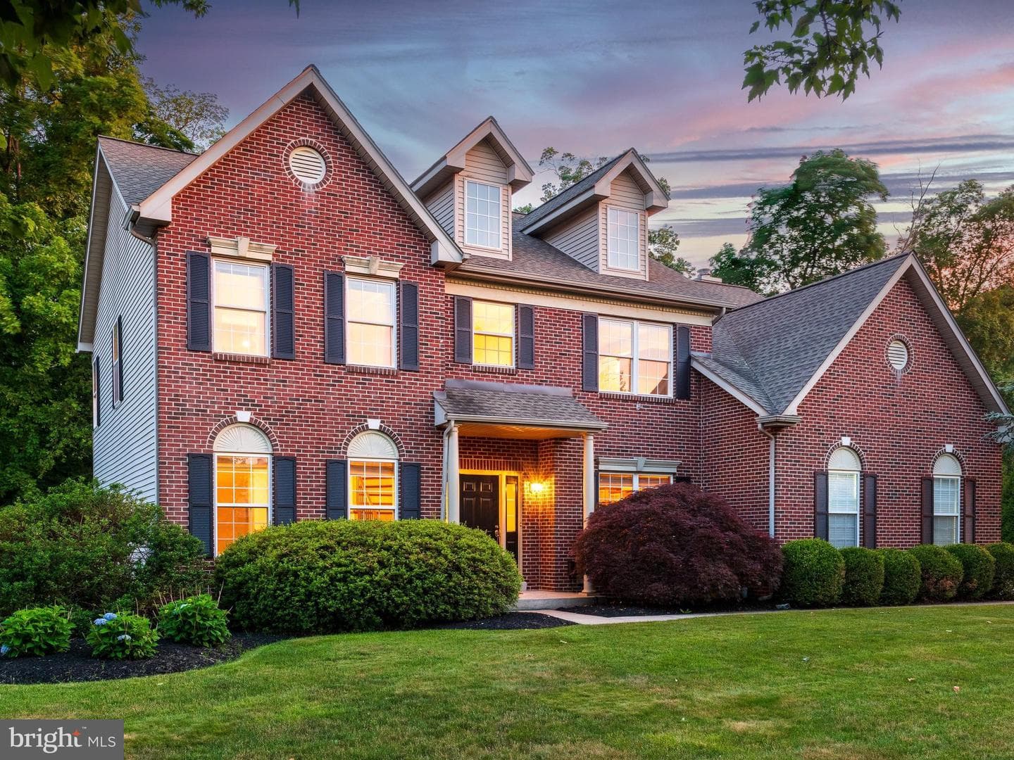 111 Knoll Drive photo 4