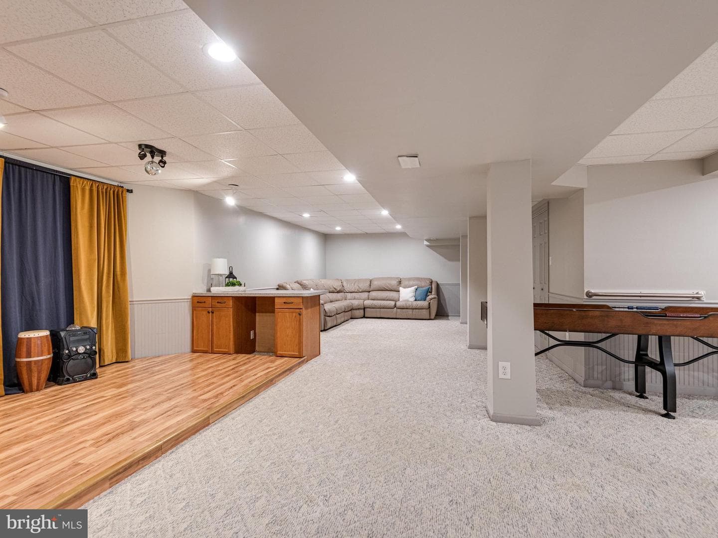 111 Knoll Drive photo 49