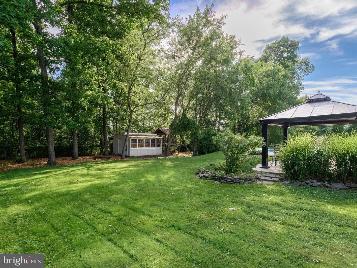 111 Knoll Drive photo 69