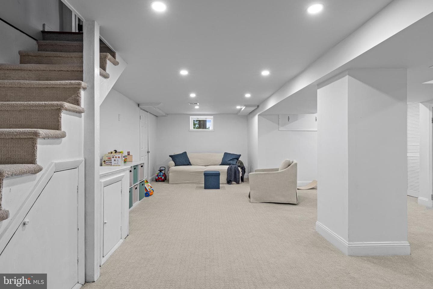 220 Walnut Lane photo 23