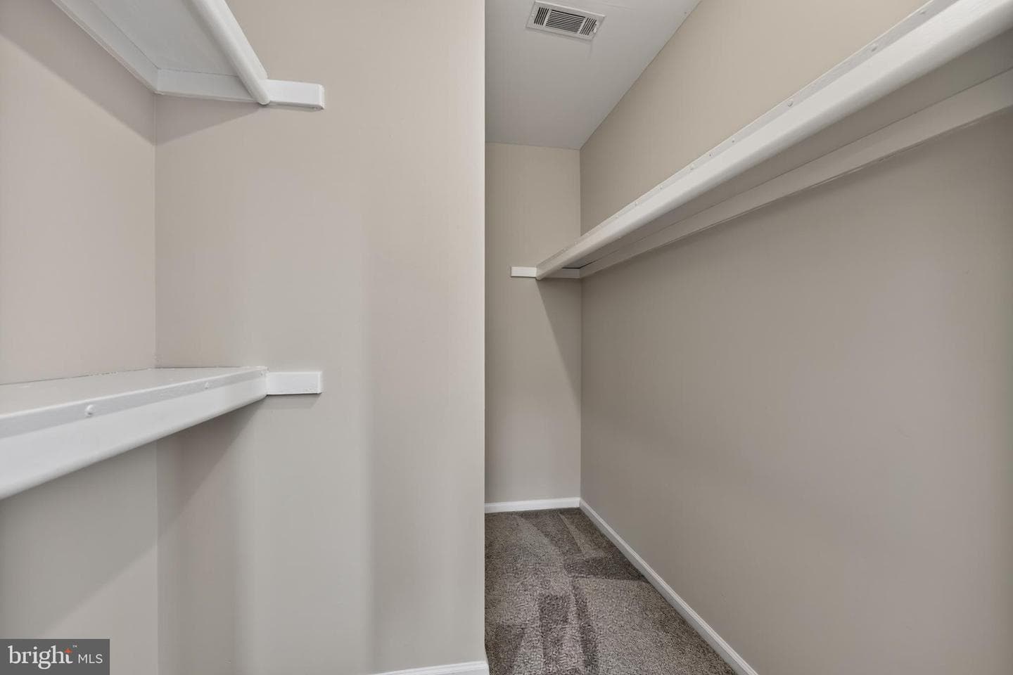1016 Dogwood Court photo 21