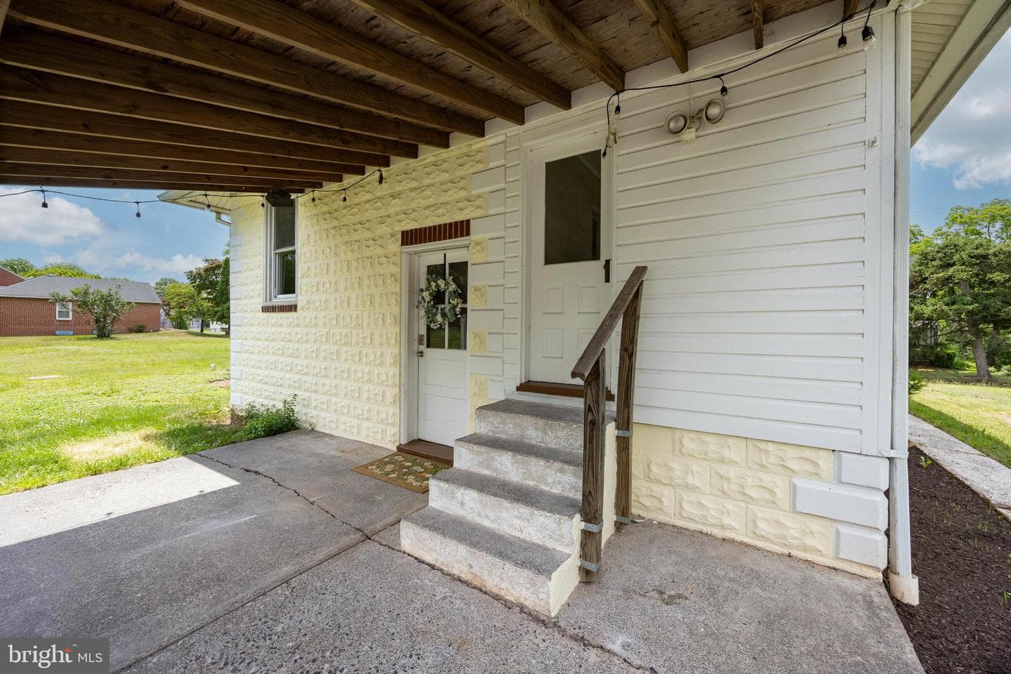 355 E Linfield Trappe Road photo 26