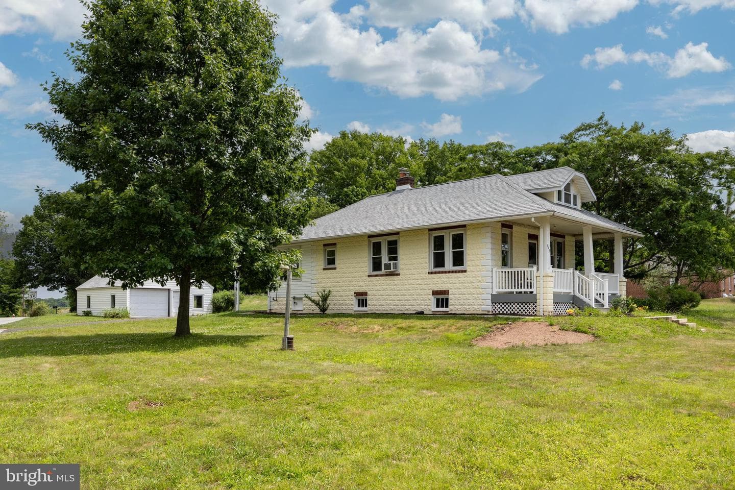 355 E Linfield Trappe Road photo 33