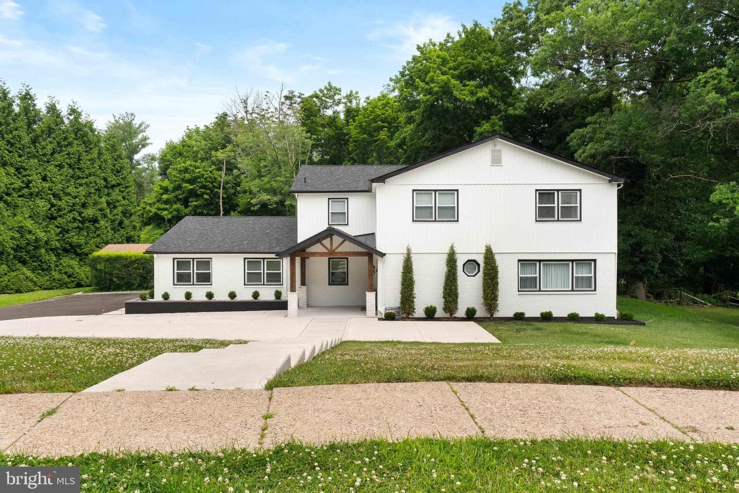 1269 Waller Drive, Huntingdon Valley