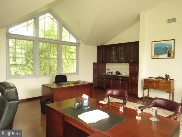 1120 Shepard Drive photo 12