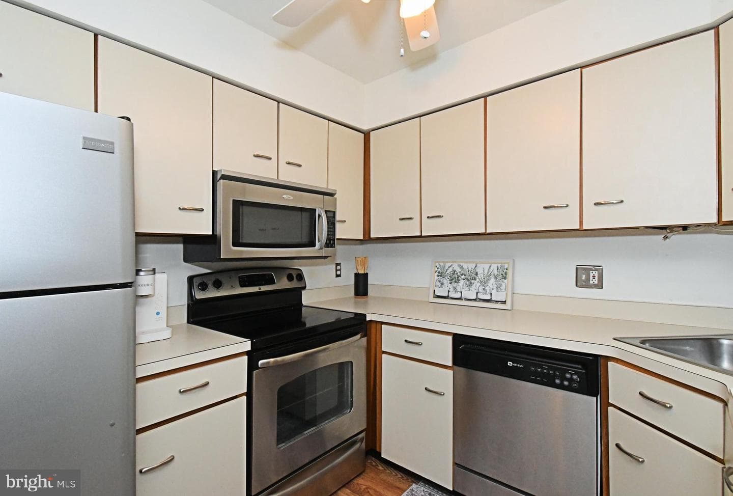 113 Foxmeadow Drive #condo 113 photo 14