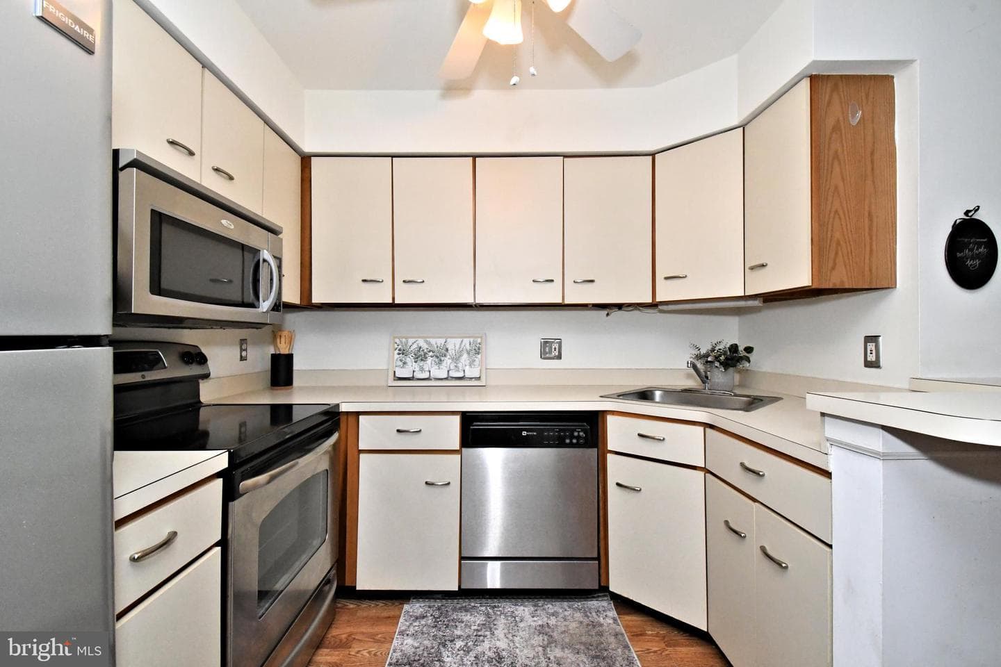 113 Foxmeadow Drive #condo 113 photo 15