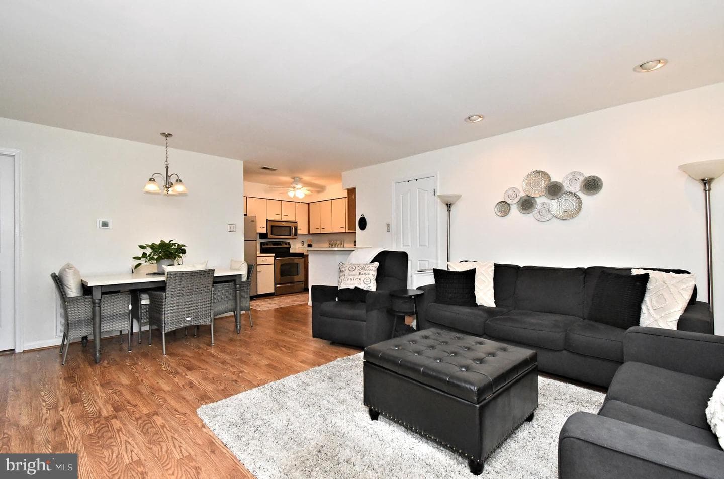 113 Foxmeadow Drive #condo 113 photo 5