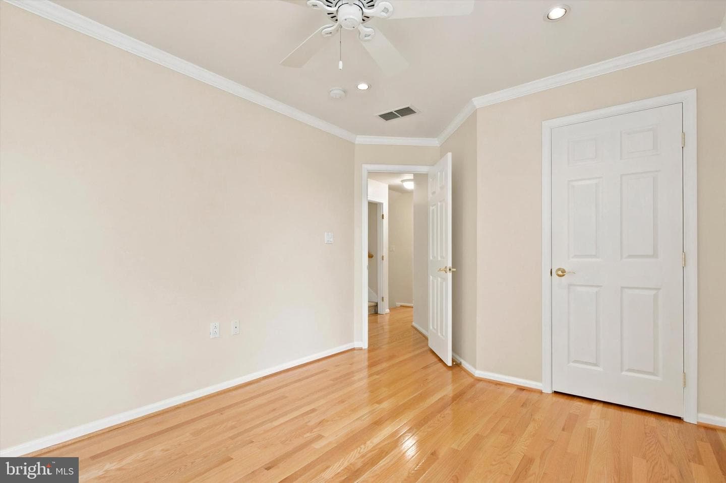 101 Raintree Crossing photo 22