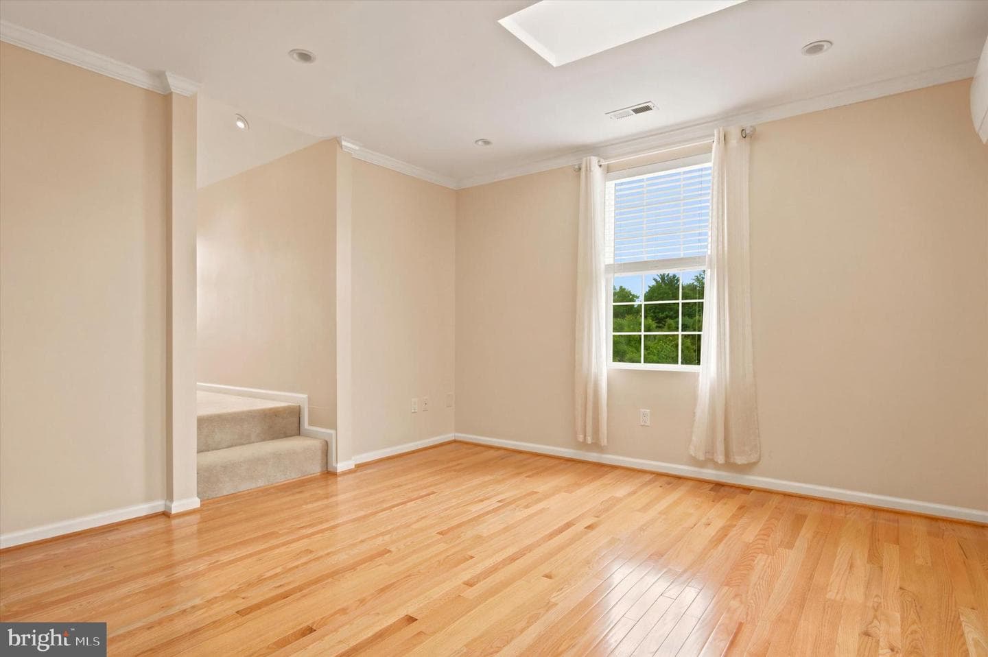 101 Raintree Crossing photo 27