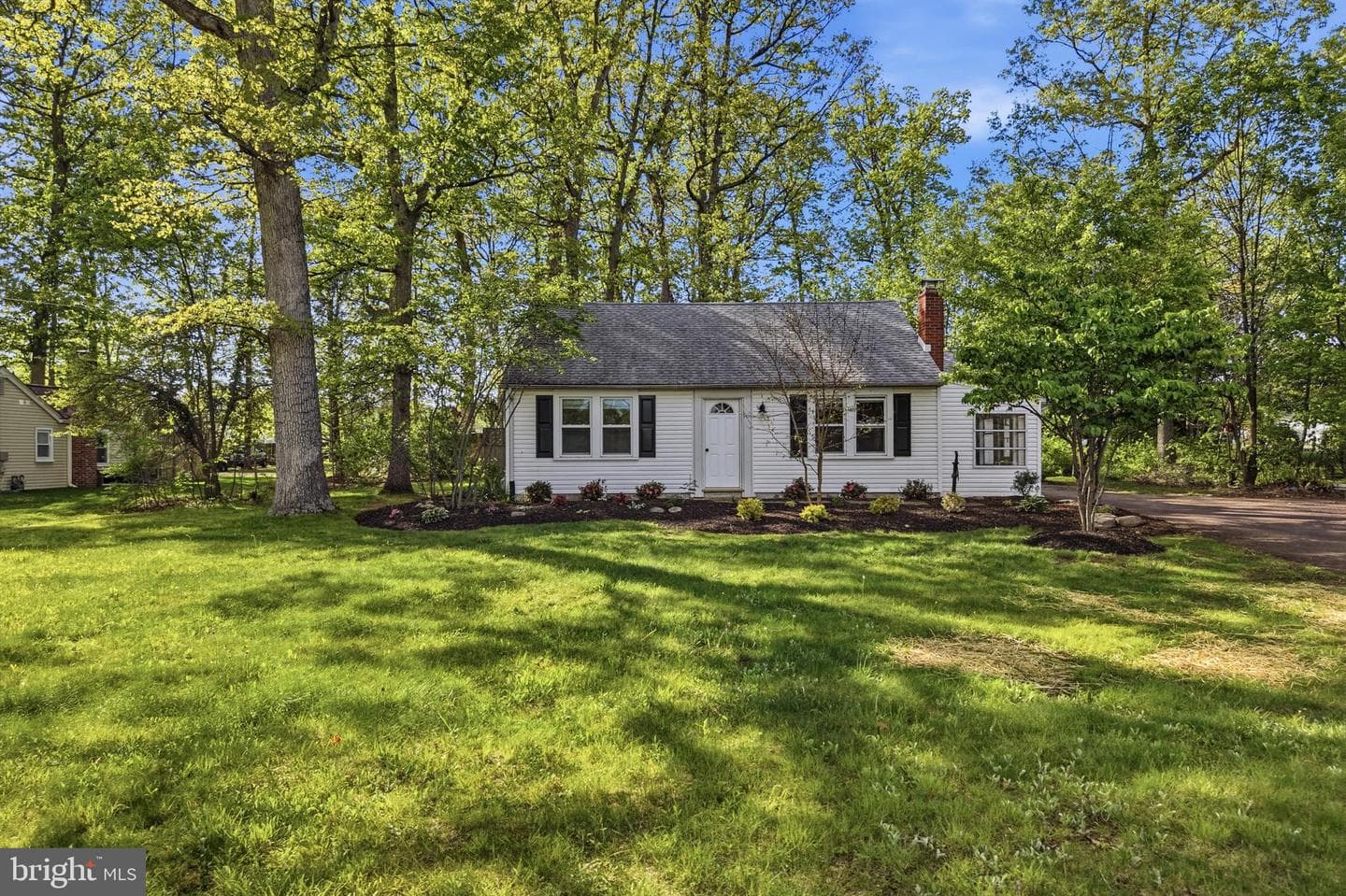 1306 W Orvilla Road, Hatfield