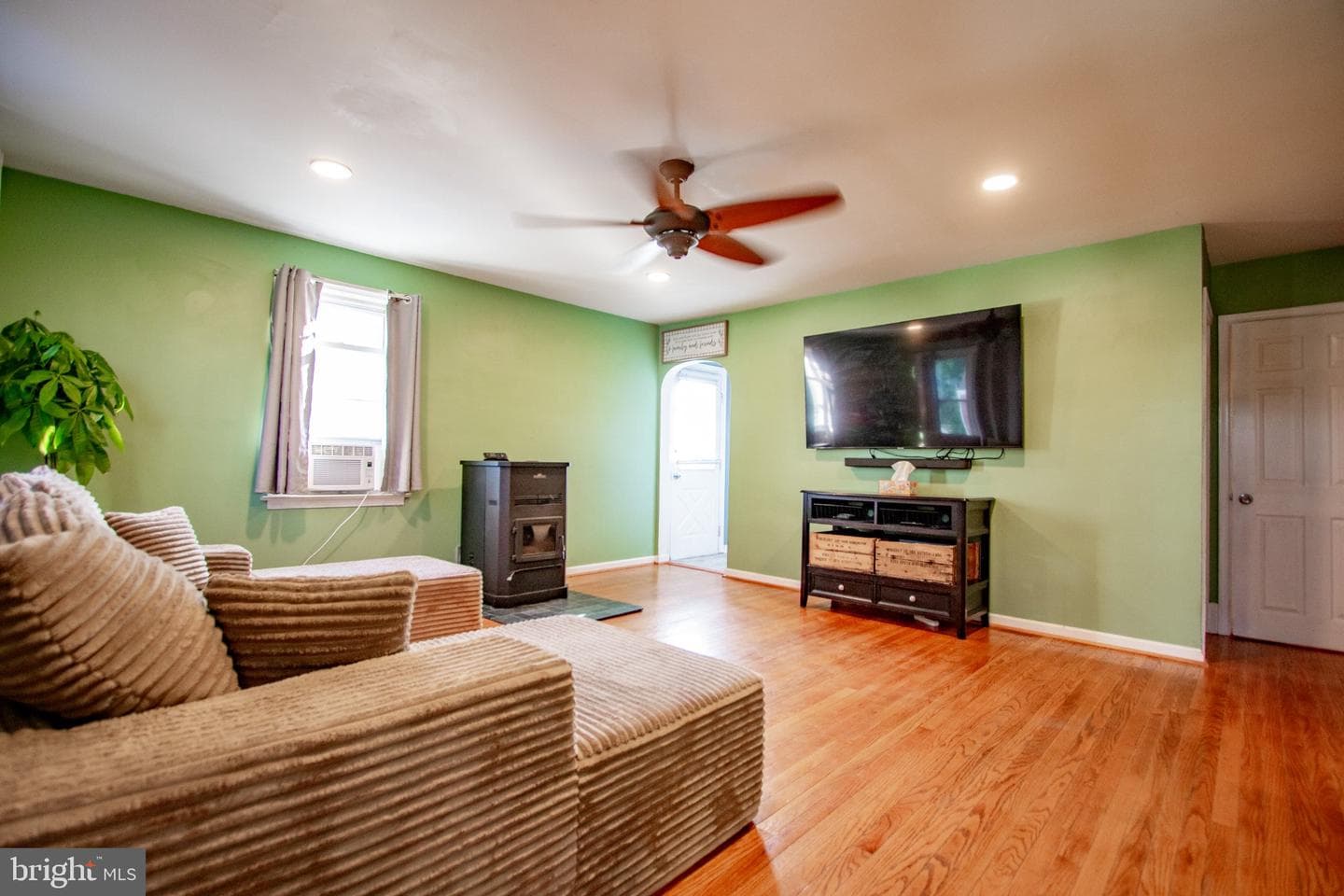 667 Beechwood Avenue, Pottstown