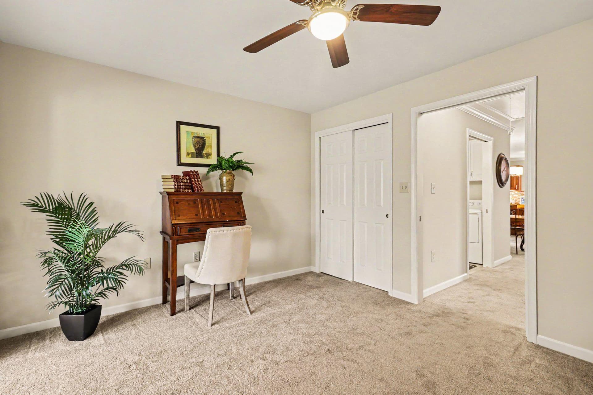 43 Ellen Circle photo 15