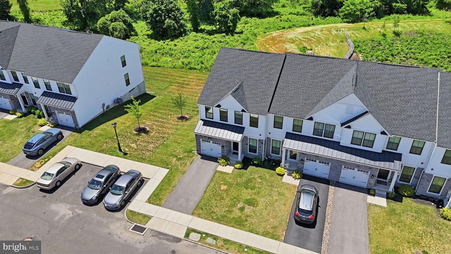 7960 Milltown Circle photo 44