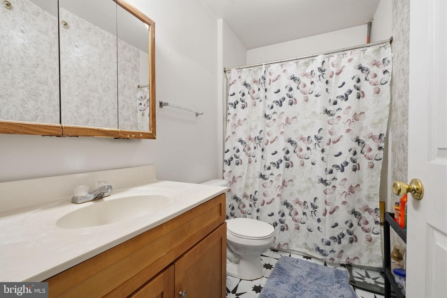 335 Linden Avenue photo 13