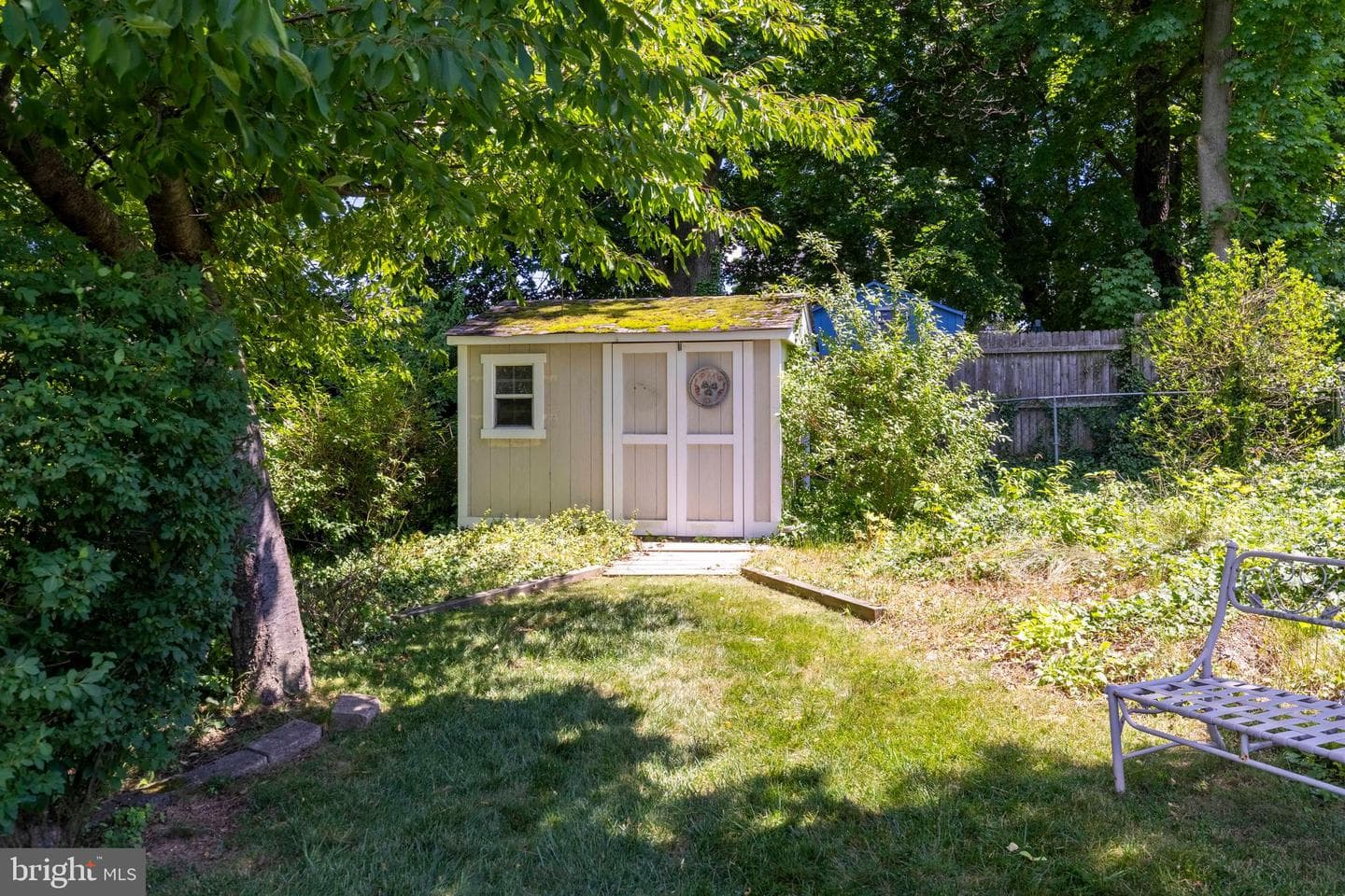 1637 Crestview Avenue photo 10