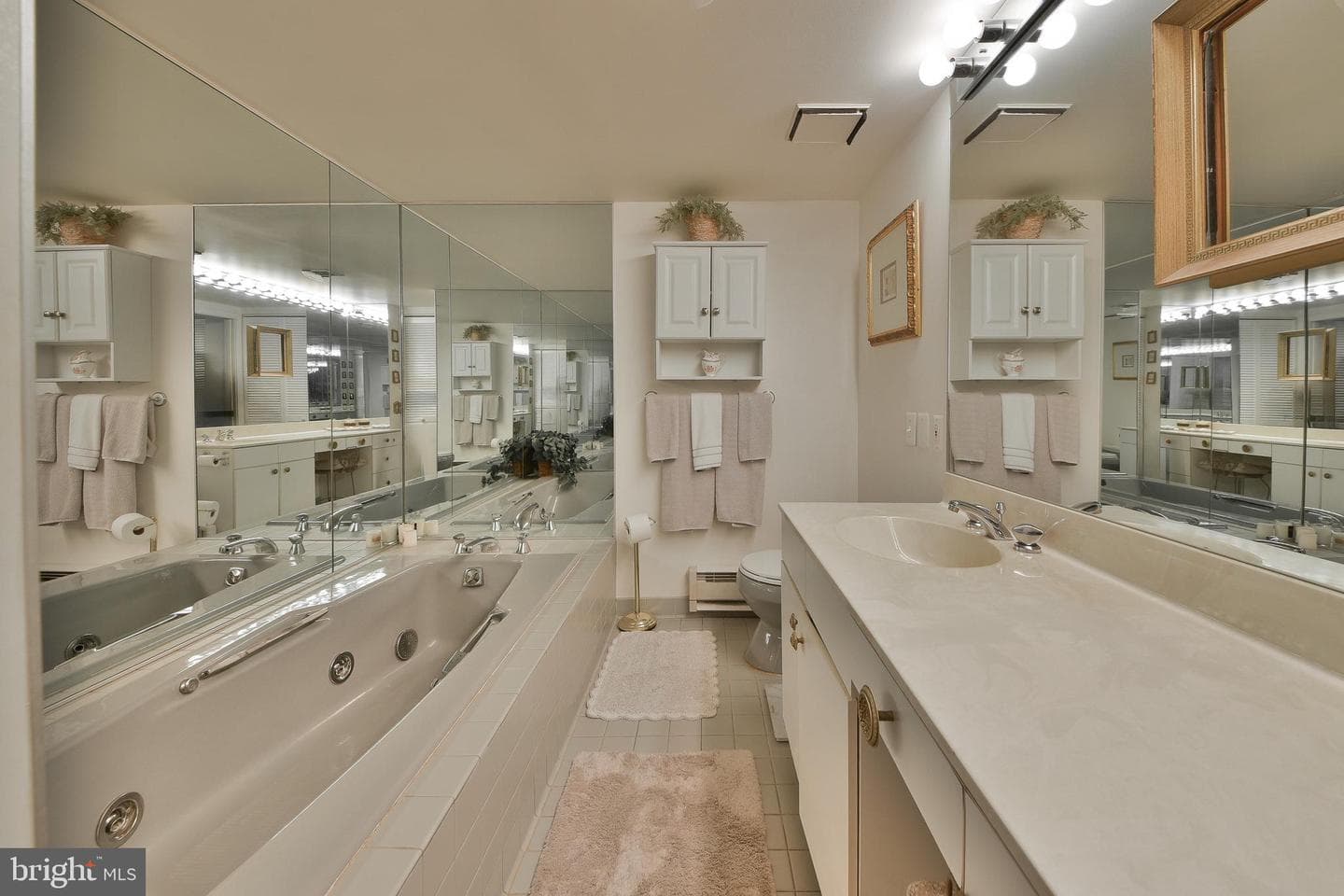 100 Breyer Drive #6-C photo 32