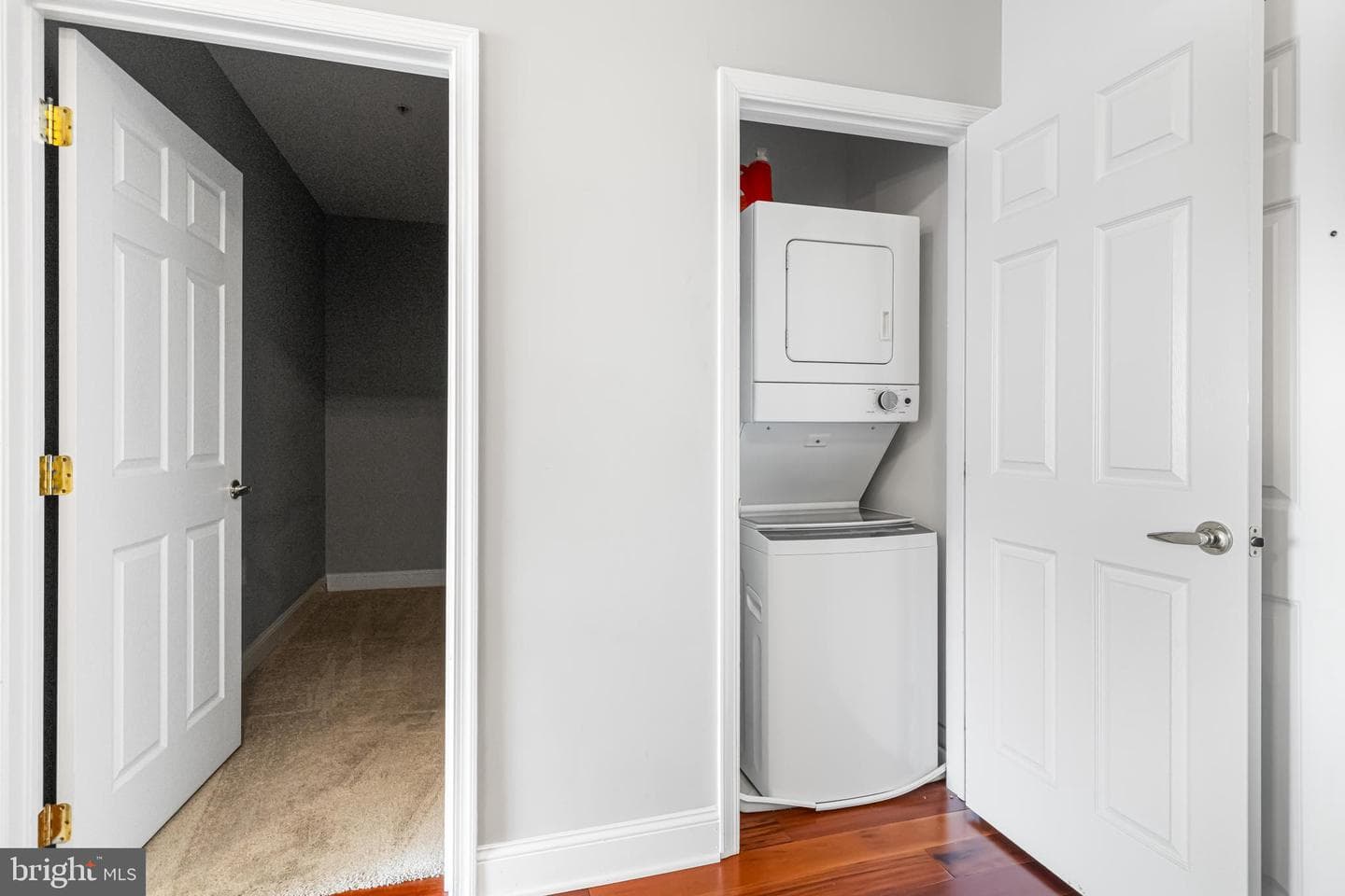 300 W Elm Street #2223 photo 22