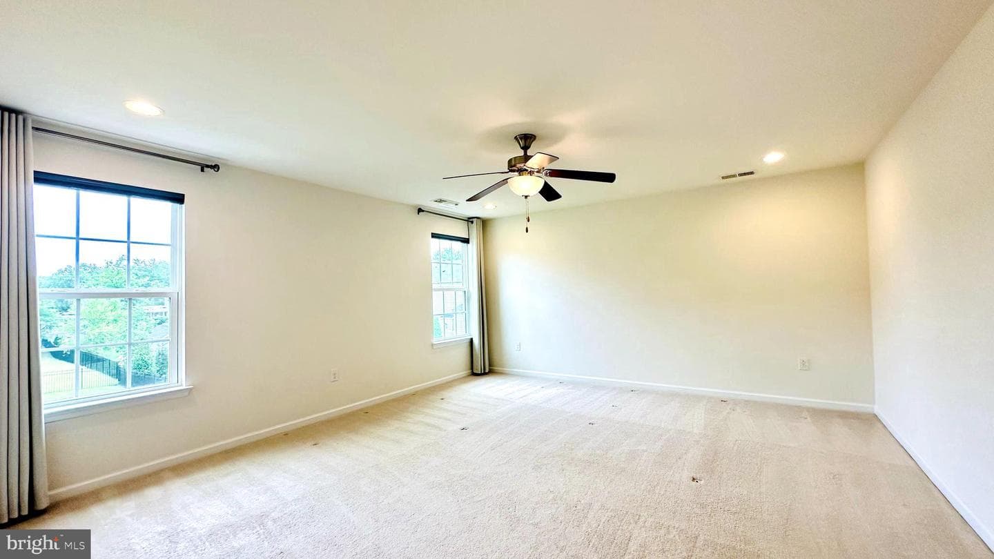 1715 Hedgewood Road photo 33