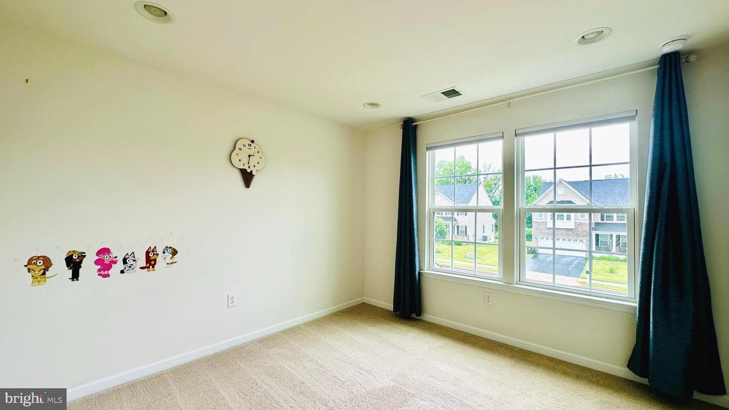 1715 Hedgewood Road photo 40