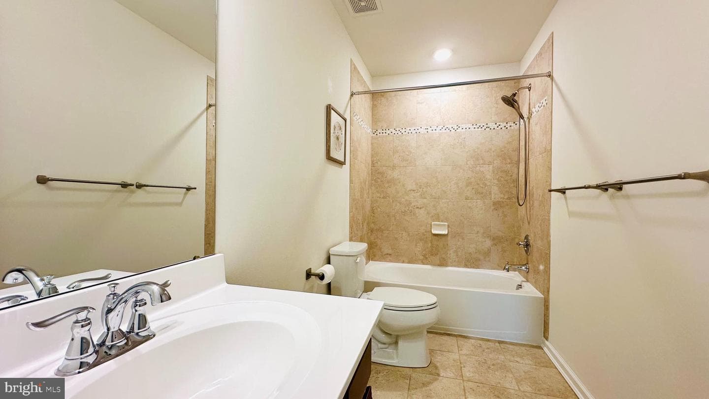 1715 Hedgewood Road photo 43