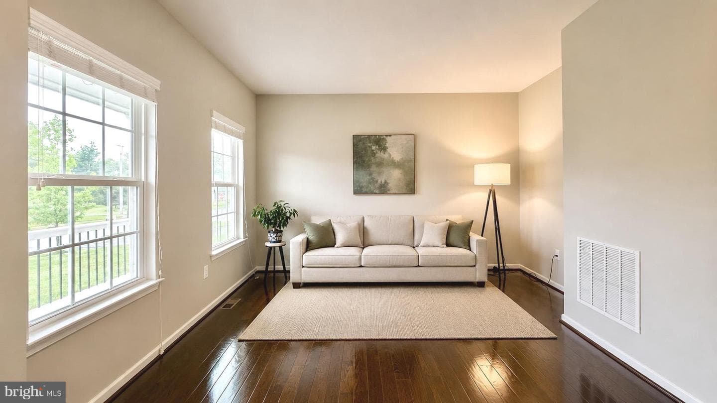 1715 Hedgewood Road photo 8