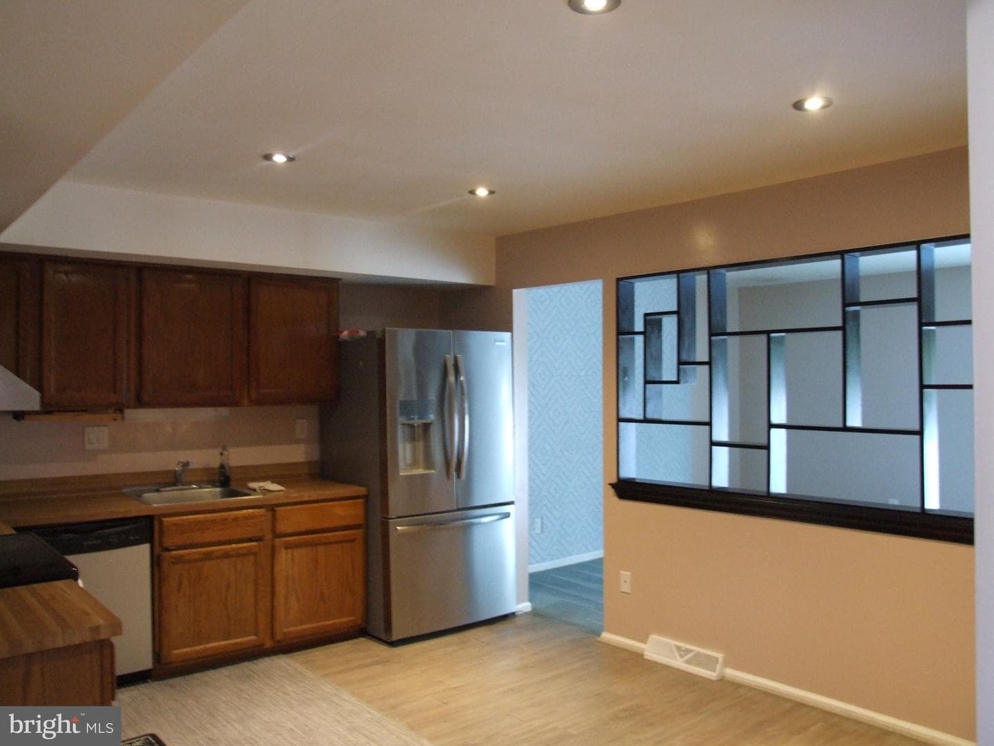 3236 Roxbury Road photo 4
