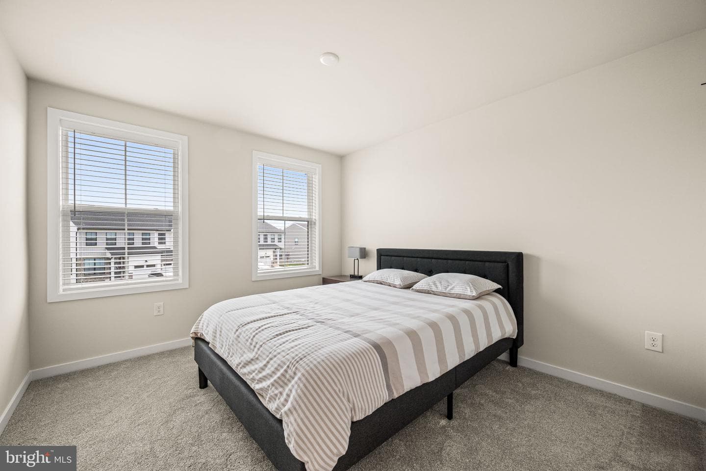 352 Aspen Way photo 22