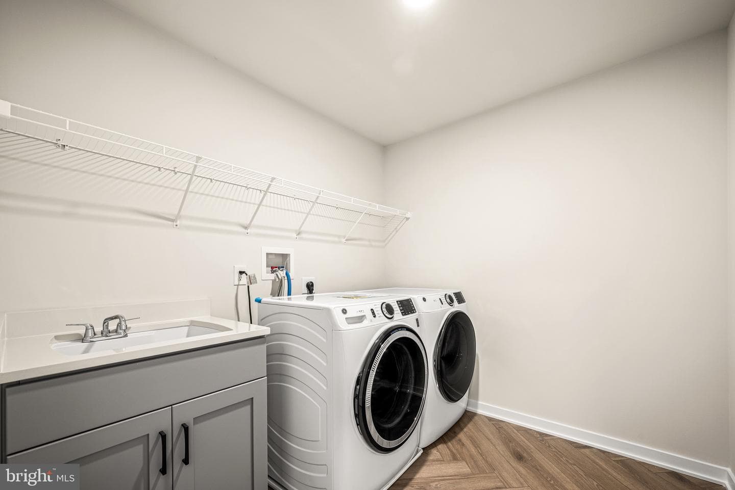 352 Aspen Way photo 27
