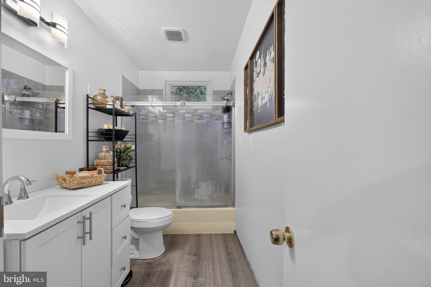 2931 Madison Avenue photo 8