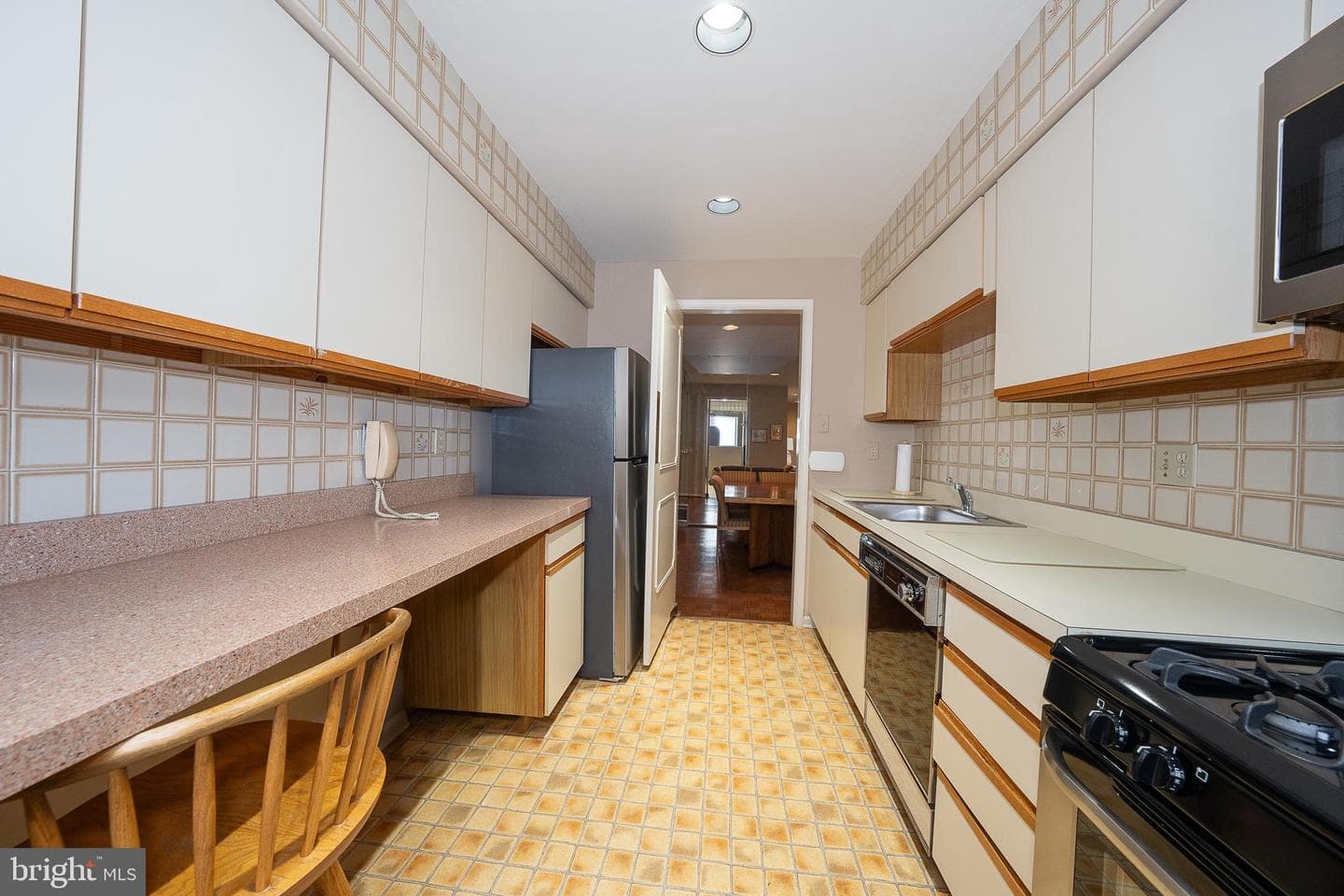 210 Glen Lane photo 14