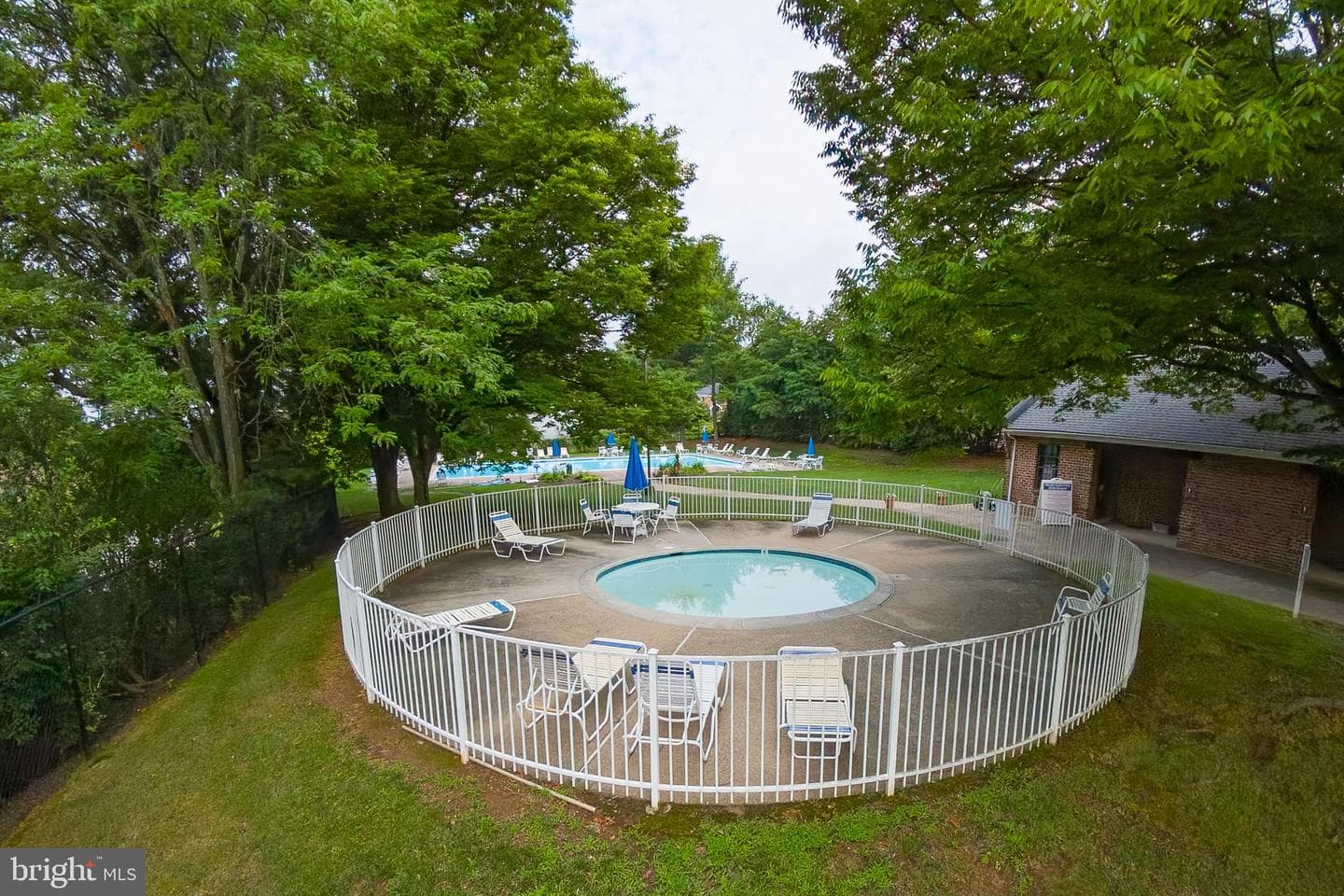 210 Glen Lane photo 45