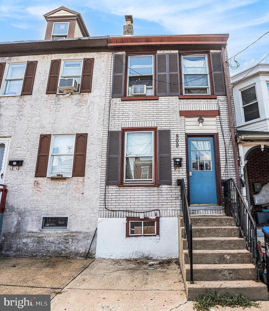 809 George Street photo 4