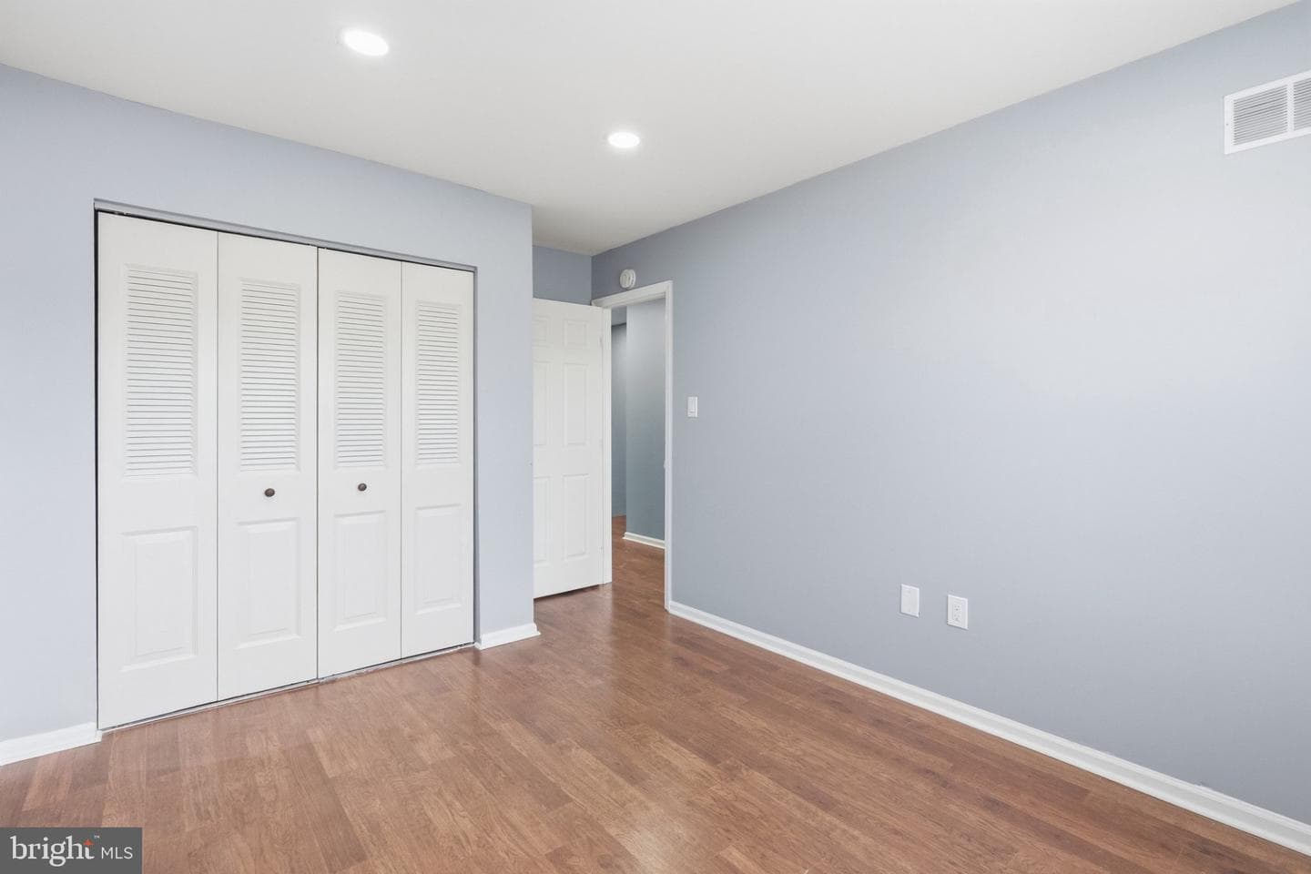 34 2nd Street photo 18
