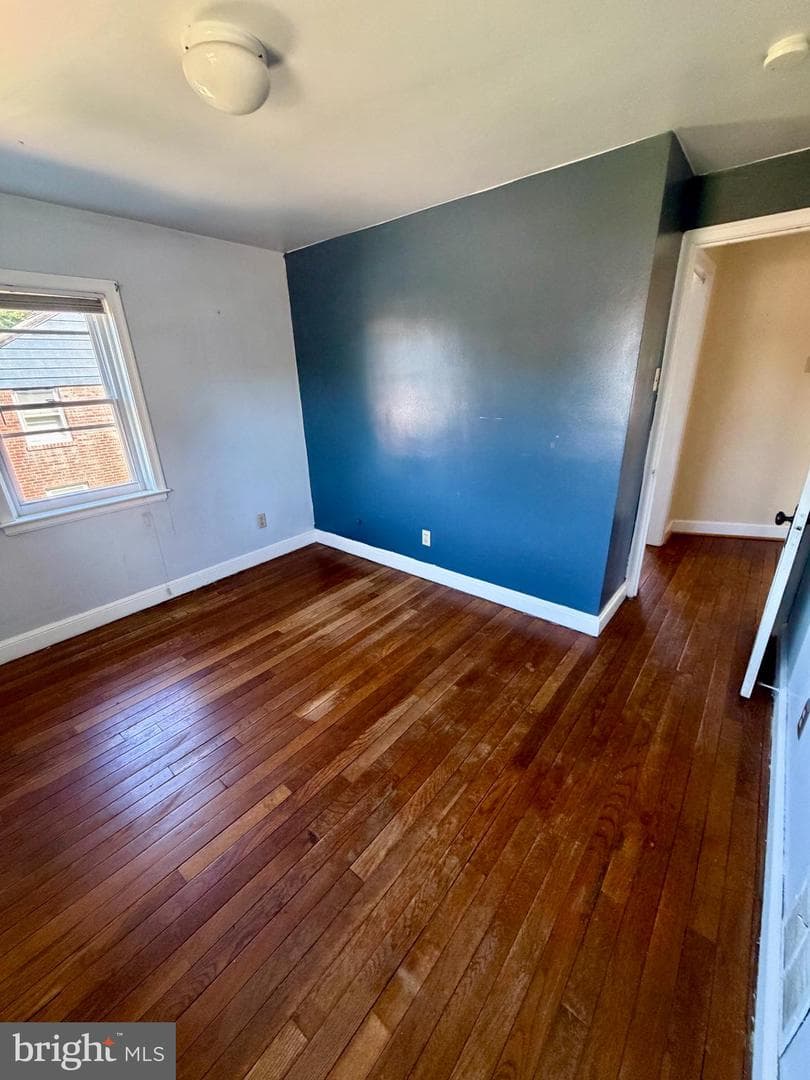 1421 Cherry Lane photo 9
