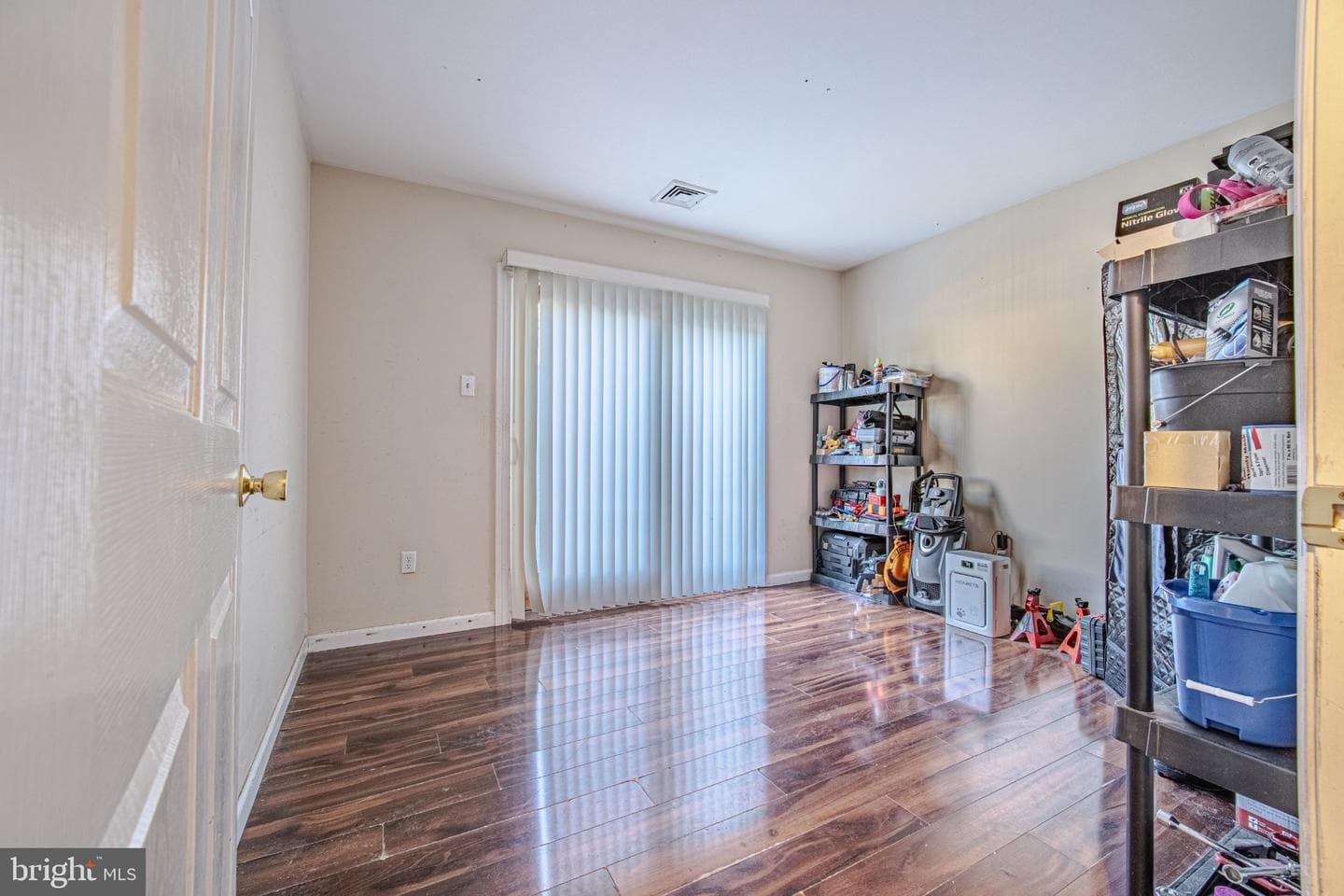 337 Pondview Drive photo 10